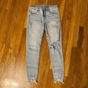 american eagle light wash jeans